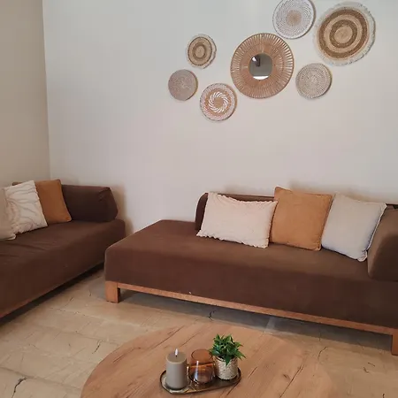 Angelica Studios And Apartments-3