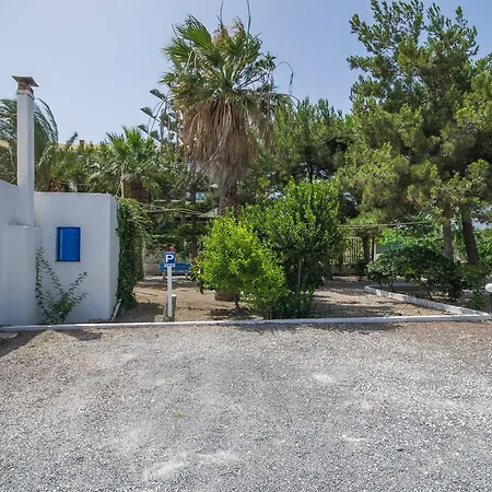 Gialos Studios & Apartments-2