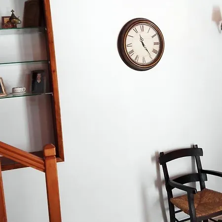 Sfirakis Traditional House-2