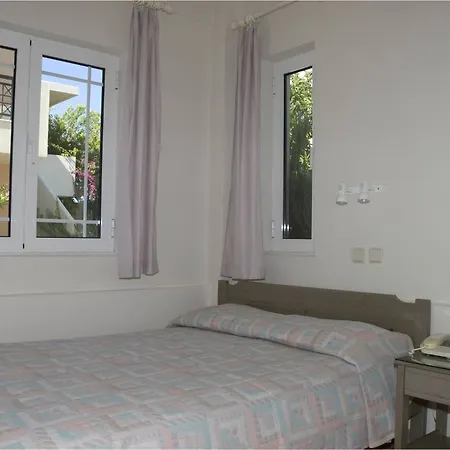 Ran-Mari Apartments-3