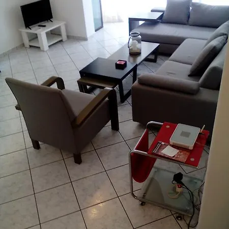 Central House-3