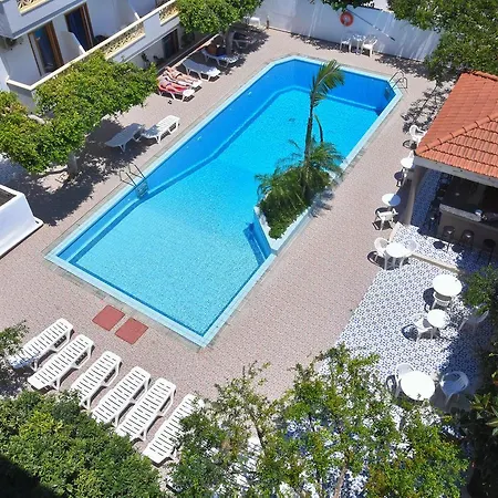 Sunny Resort-2