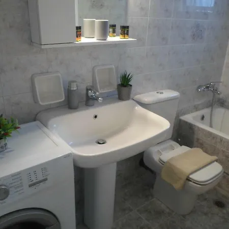 Marias Apartment-3