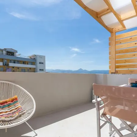 Chandakos 8 Design Apts-3