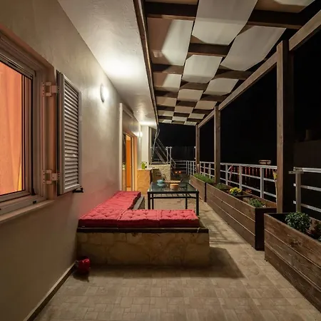 Penthouse Apartment In Downtown With Seaview-3