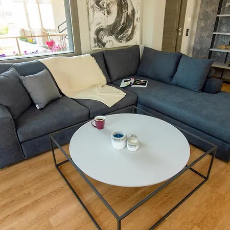Heraklion Chic And Minimalistic Apartment With Sea View-3