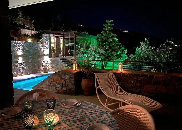 Haustierfreundliches Villa Muse Agios Nikolaos