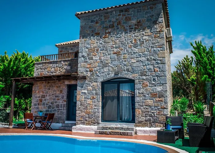 Niriides Villas Hersonissos  with Pool