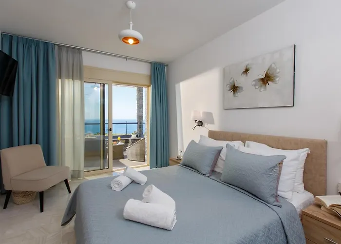Queens Villas Sissi