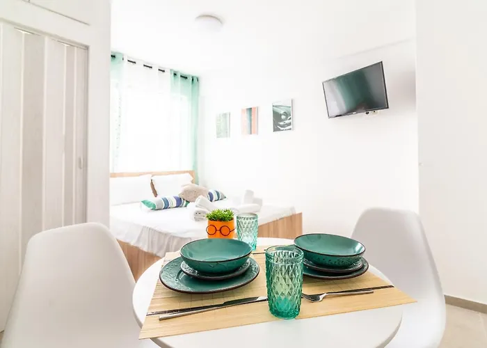 Renovated Studio Near Downtown Héraklion