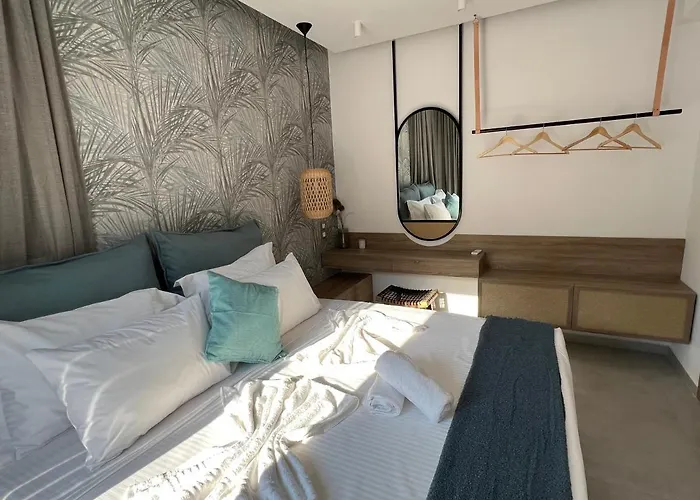 Aelia Apartments Makrýgialos