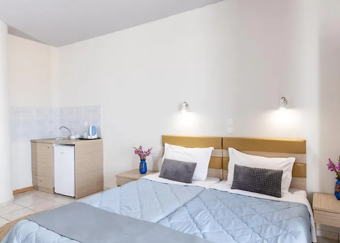 Aparthotel Banana Moon Adelianos Kampos