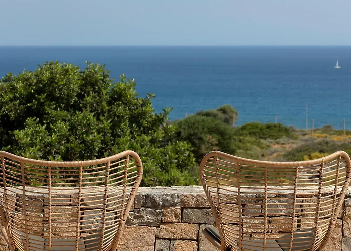 The Nest Resort Hersónissos - Hôtel 2 étoiles