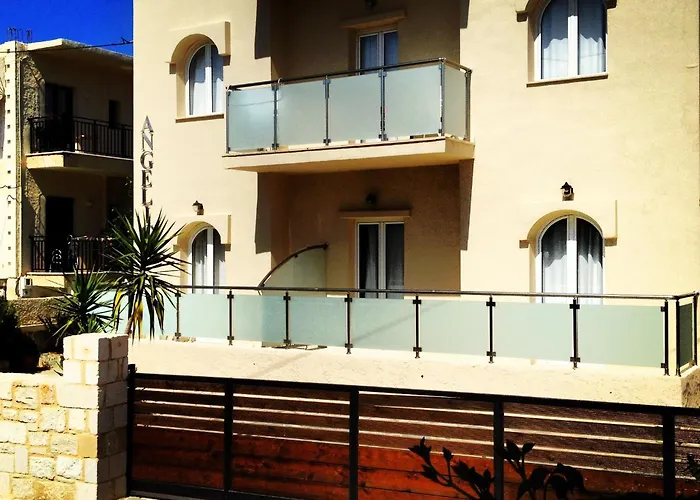 Angelica Studios And Apartments Agia Marina