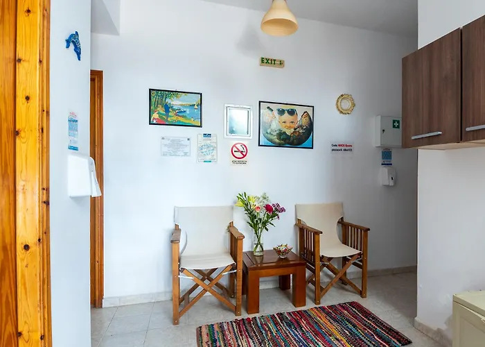 Nikos Rooms Palaiochora