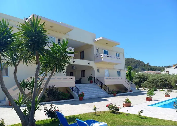 Litinas Apartments With Pool Agia Marina