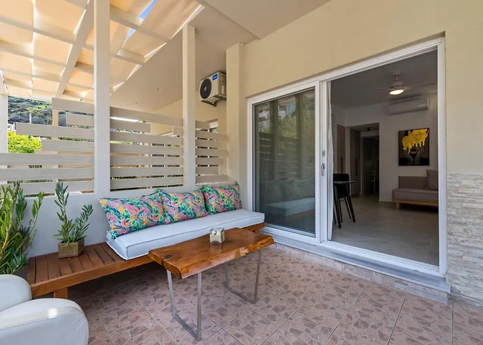 Haustierfreundliches Dora Suites Agia Pelagia 