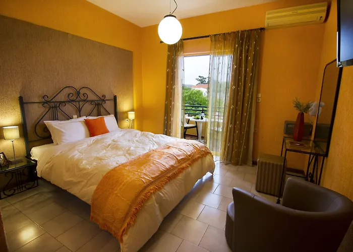 Tavronitis (Crete) Hotels