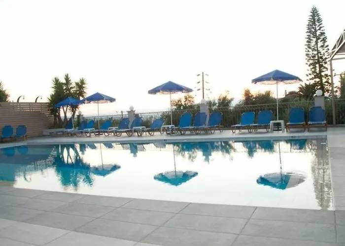 Varouxakis Hotel Platanés