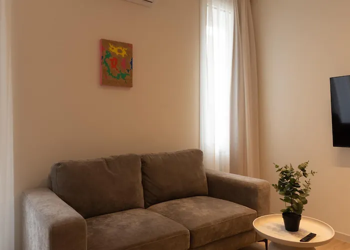 Pet friendly Lilo Urban Stays - Live With Love Heraklion 