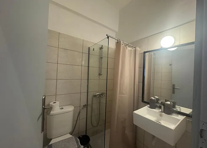 Hotels in Soúgia