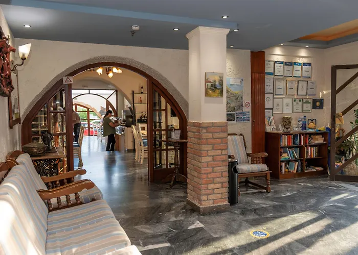 Evina Rooms & Suites Kokkini Hani