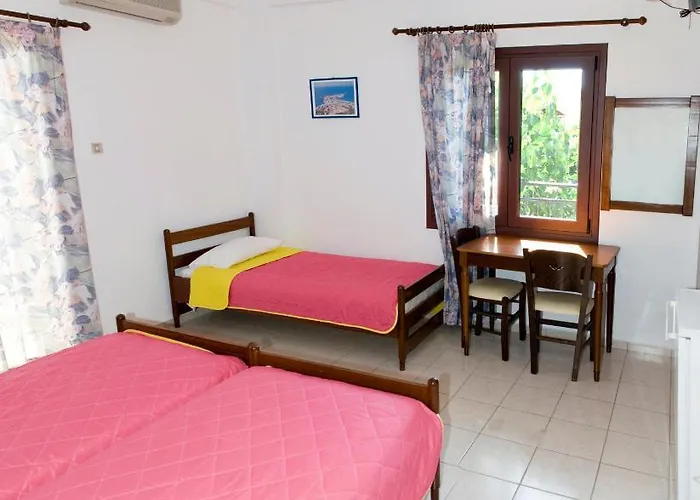 Oasis Studios Palaiochora