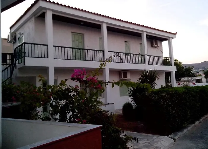 Haris Apartment Kokkini Hani