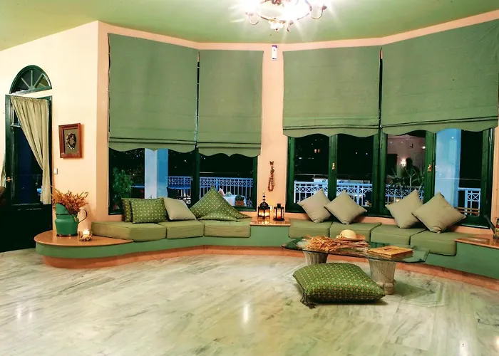 Aquarius Exclusive Hotel - Breakfast And Meal Included Héraklion