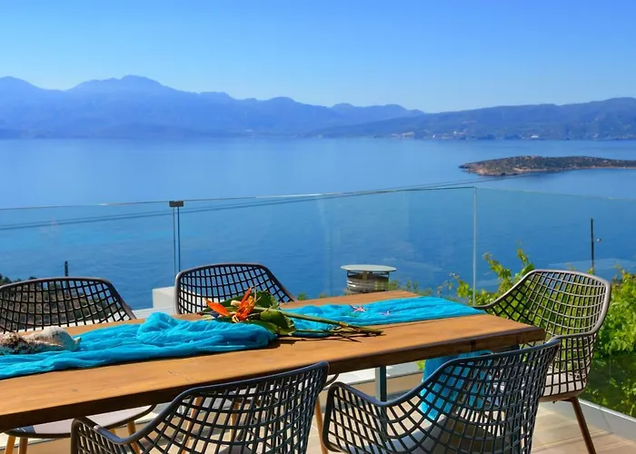 Cabin Rentals in Agios Nikolaos (Crete)